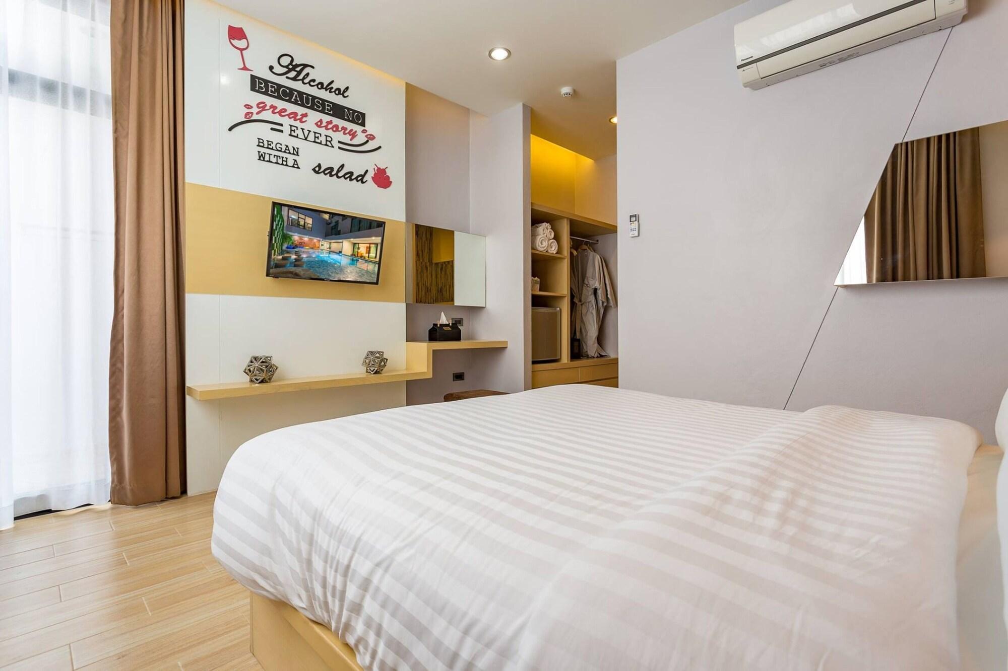 Oneloft Hotel Карон Экстерьер фото