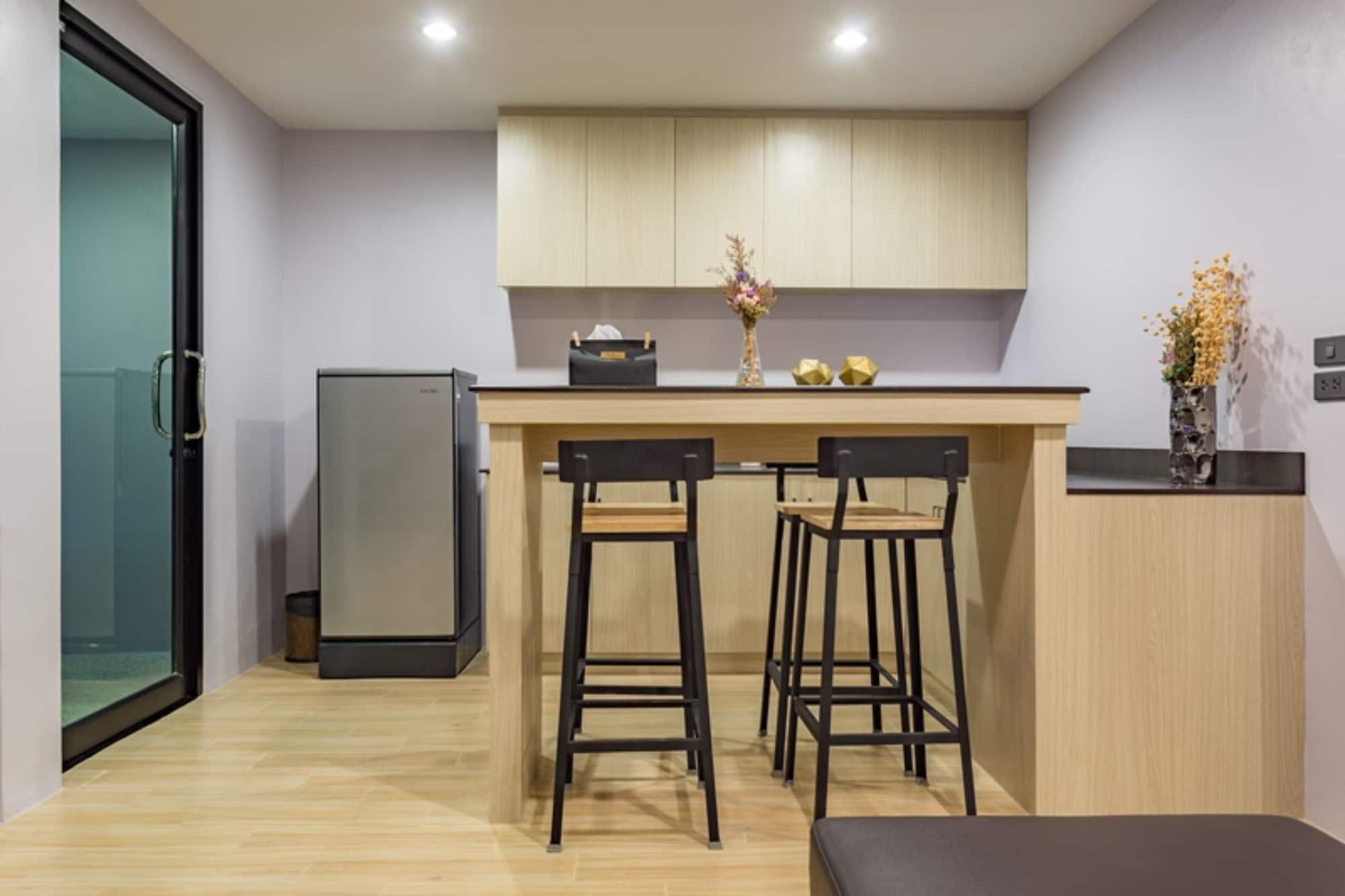 Oneloft Hotel Карон Экстерьер фото