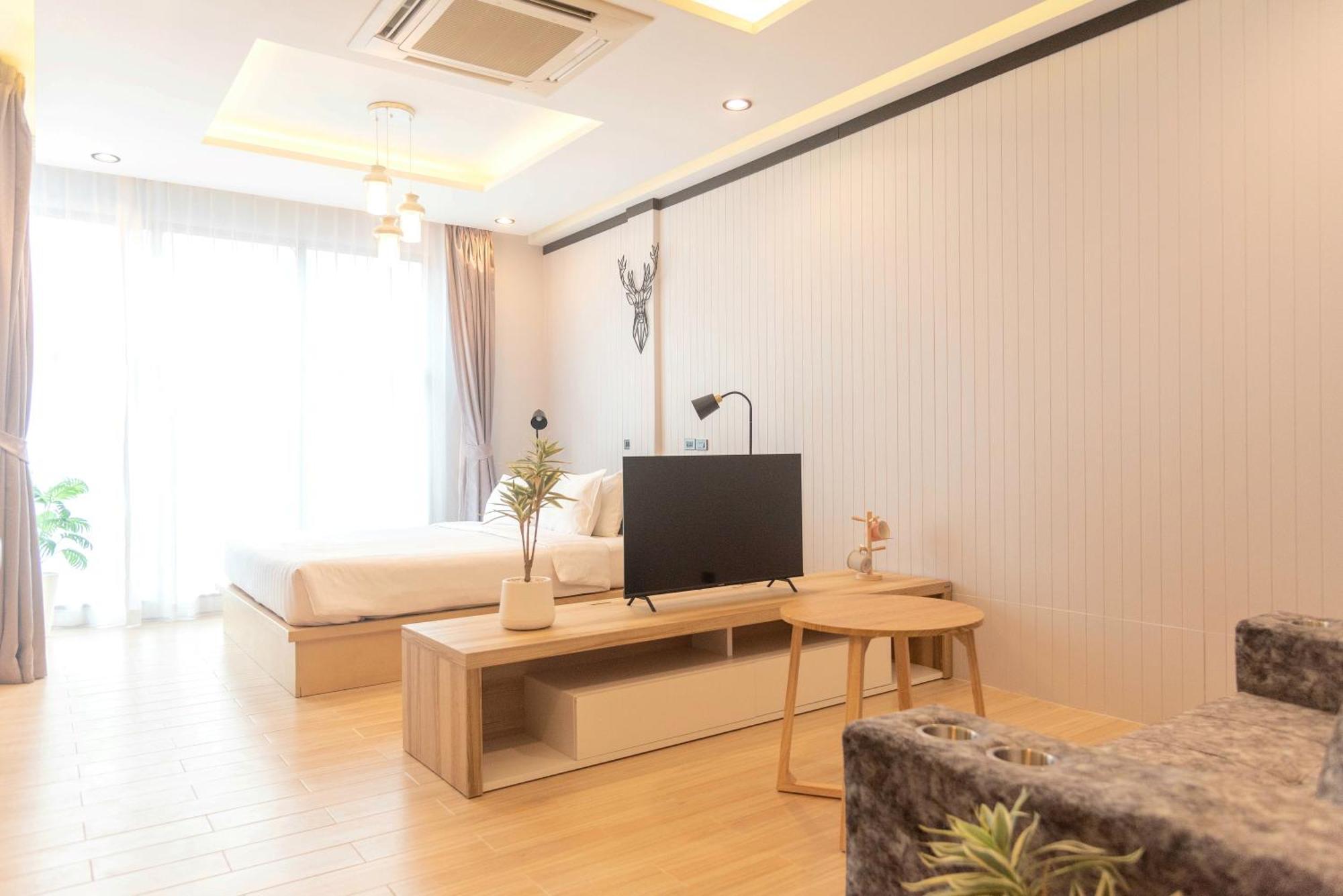 Oneloft Hotel Карон Экстерьер фото