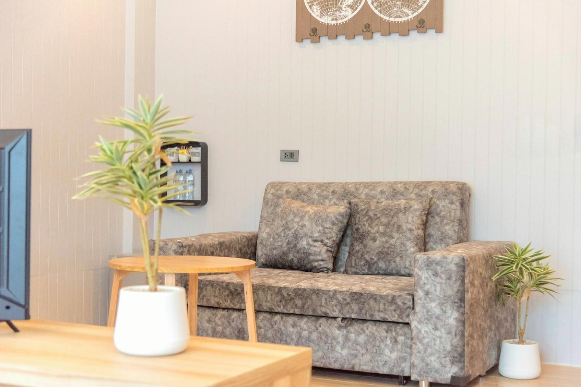 Oneloft Hotel Карон Экстерьер фото